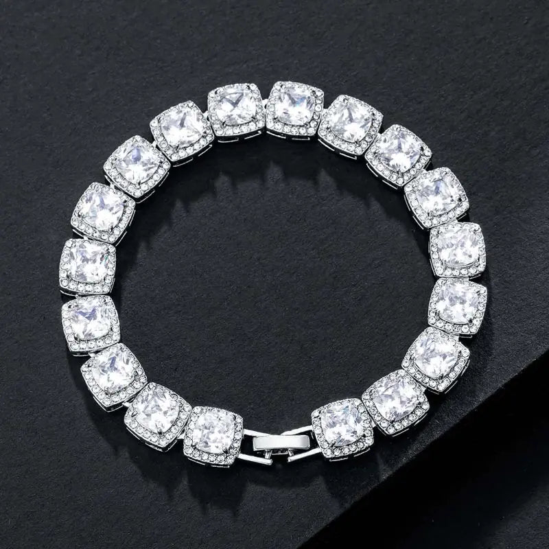 18k-white-gold-bracelet
