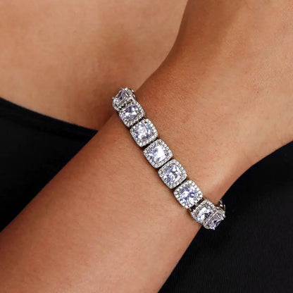 18k-white-gold-bracelet